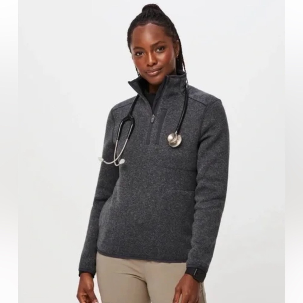 Figs women's heather dark charcoal on shift half zip sweater